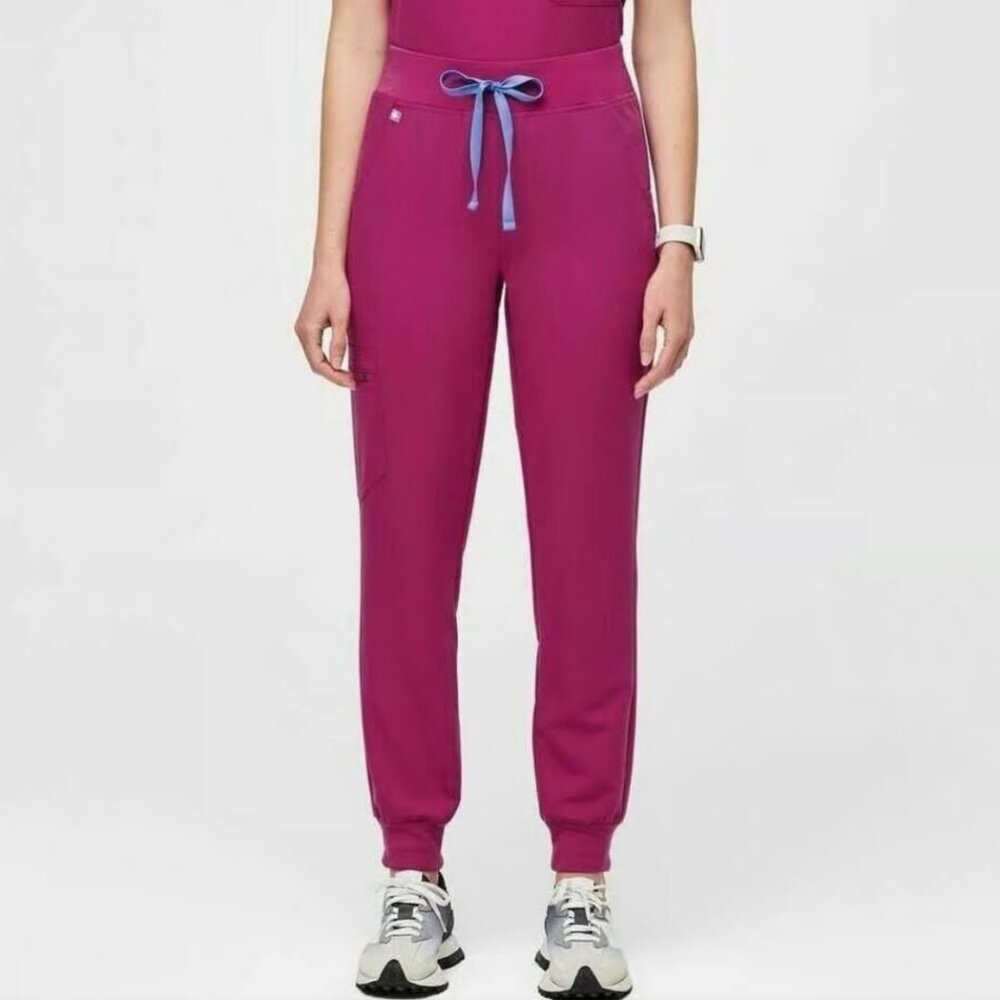 FIGS Zamora Jogger Scrub Pants Raspberry Sorbet Pink XXS Petite Medical Cargo